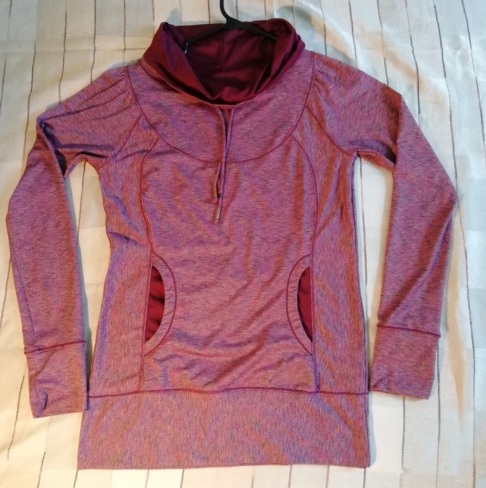 prAna active wear t-shirt size S